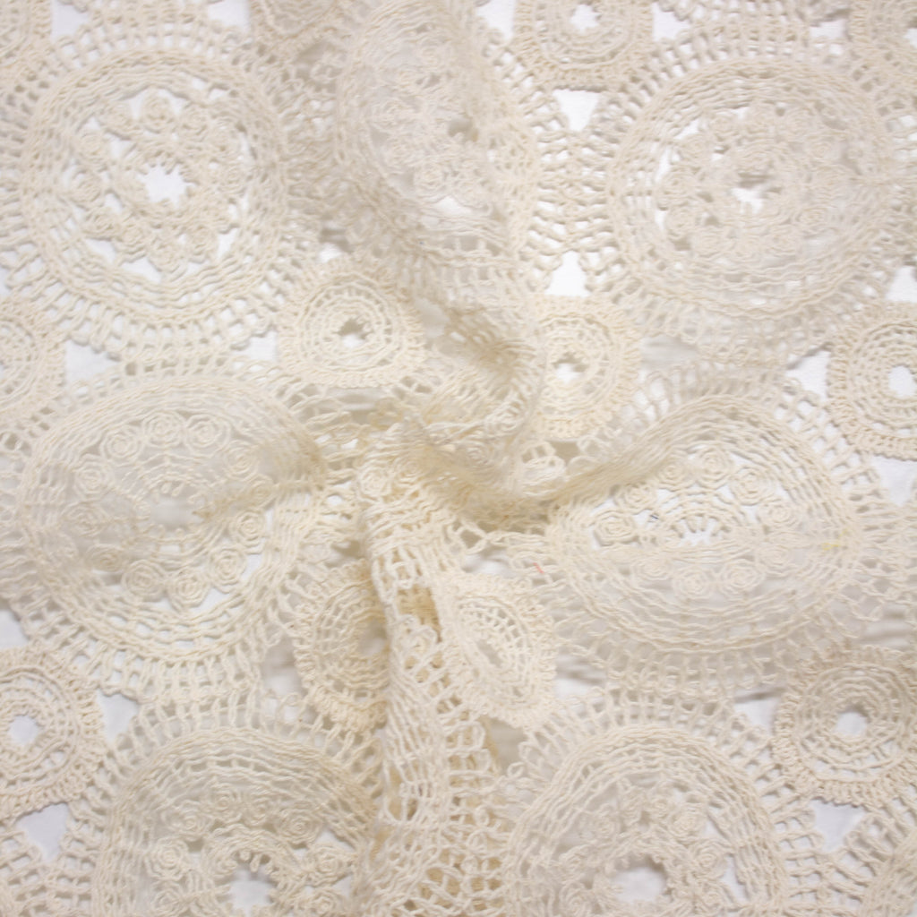 Sarin Ecru Cotton Knitted Lace SHOWROOM SAMPLE 34CM X 60CM THE