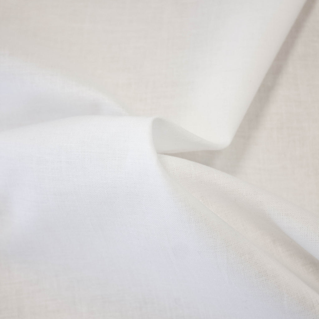 Cotton Lining Fabric | Off-White | Deadstock Fabric | THE FABRIC SALES Cotton Lining Fabric | Off-White | Deadstock Fabric | THE FABRIC SALES